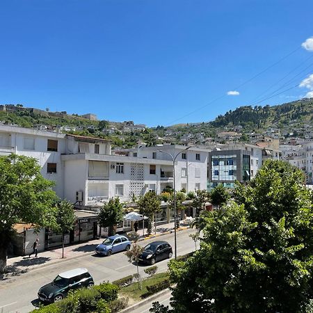 Hotel Freskia Gjirokastër 외부 사진